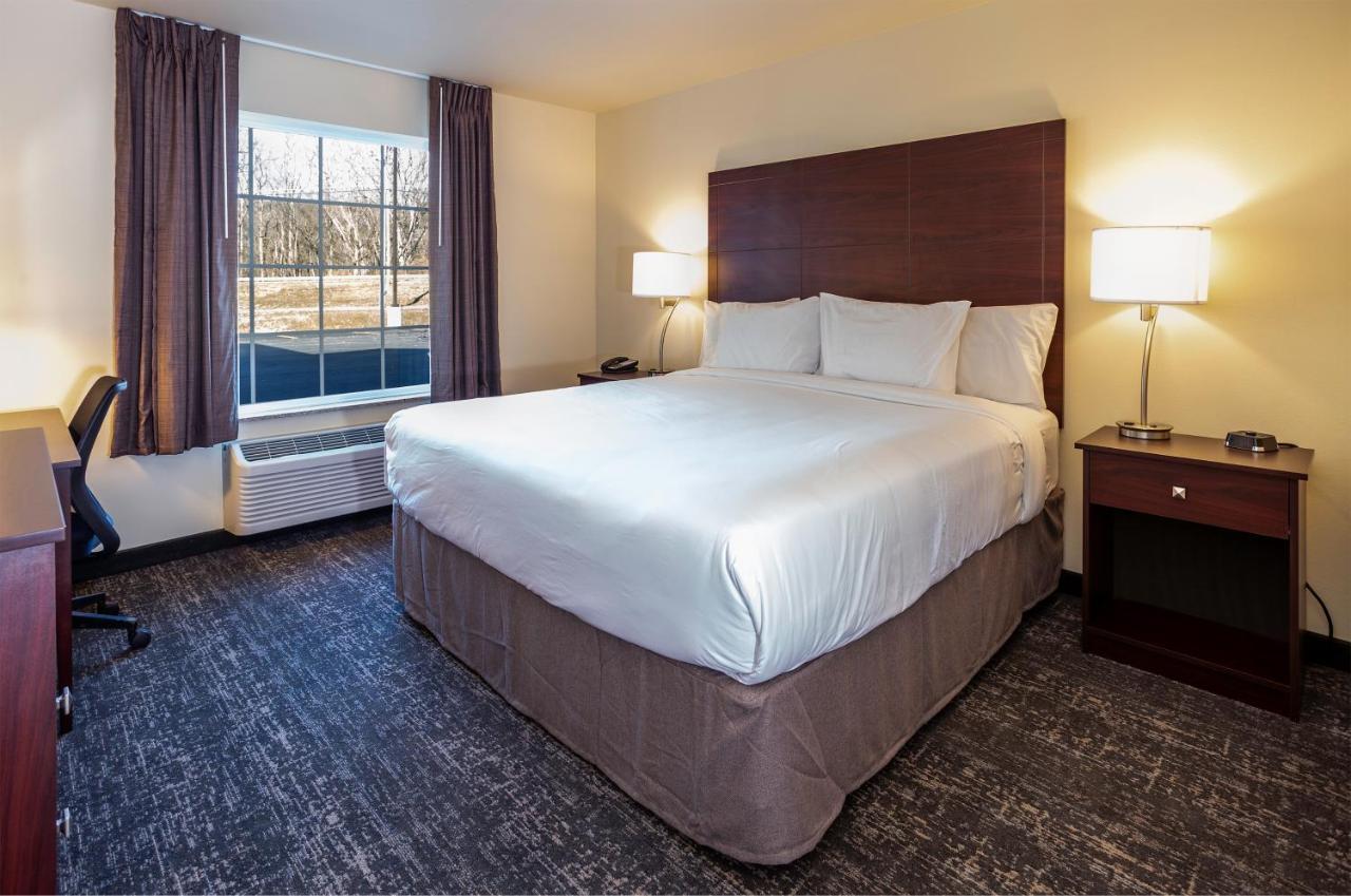 Cobblestone Inn & Suites - Brookville Exteriör bild