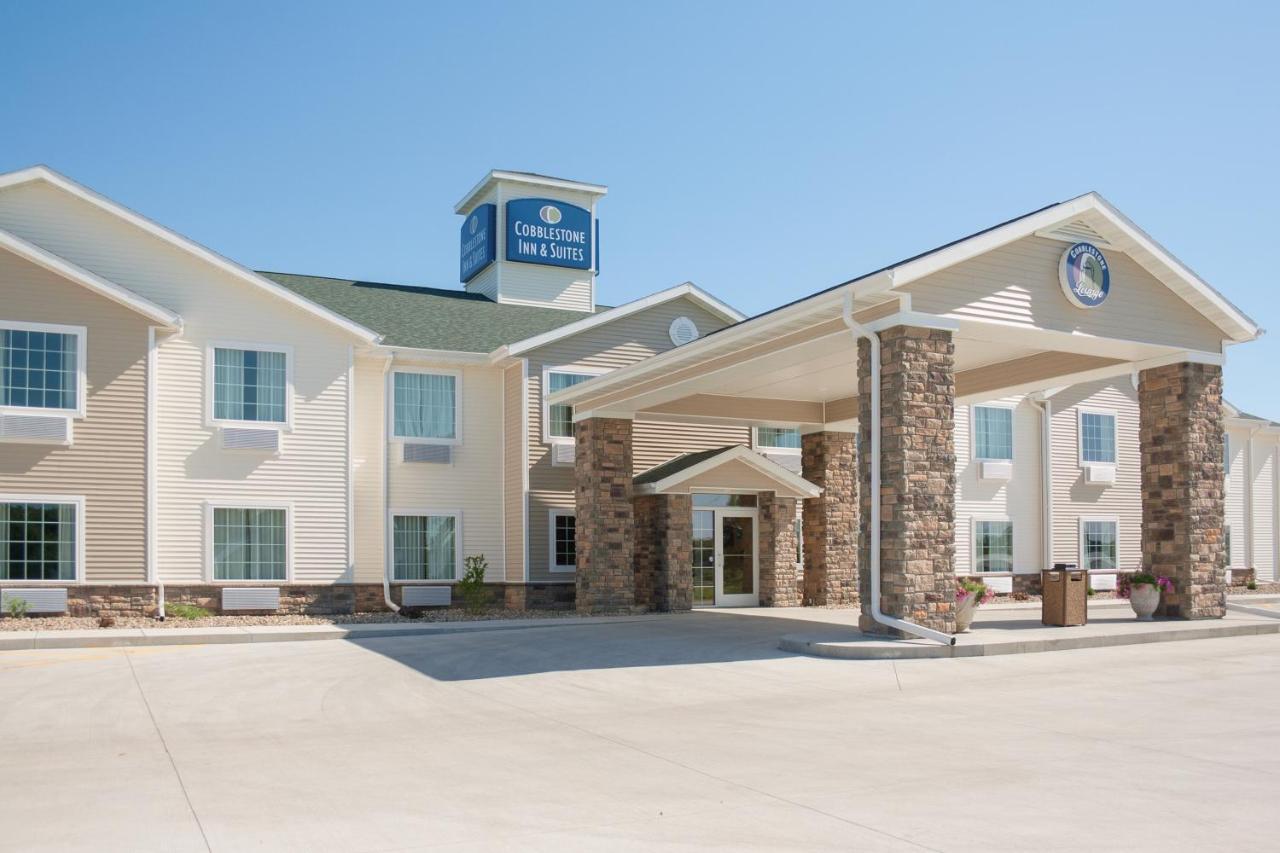 Cobblestone Inn & Suites - Brookville Exteriör bild